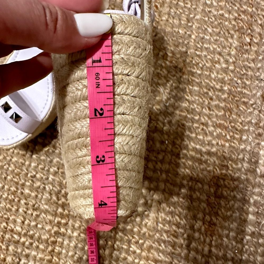 Wedges  - Picture 3 of 7